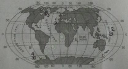 Giải VBT Địa Lí 6 Bài 4: Phương hướng trên bản đồ. Kinh độ, vĩ độ và tọa độ địa lí ảnh 3
