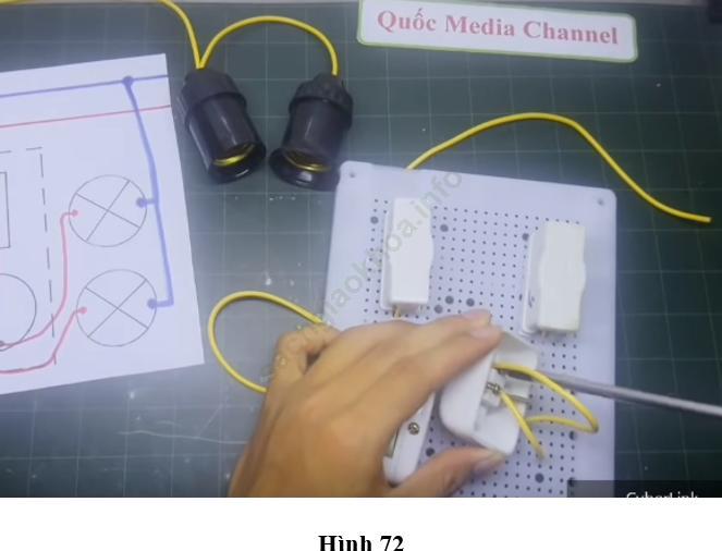 Lý thuyết Công nghệ 9 Bài 10: Thực hành: Lắp mạch điện một công tắc ba cực điều khiển hai đèn ảnh 5