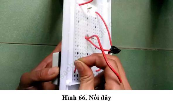Lý thuyết Công nghệ 9 Bài 9: Thực hành: Lắp mạch điện hai công tắc ba cực điều khiển một đèn ảnh 10