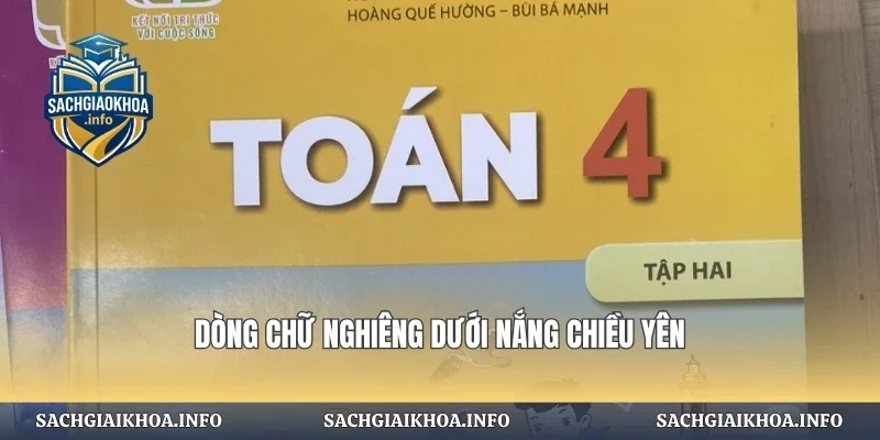 Dòng chữ nghiêng dưới nắng chiều yên
