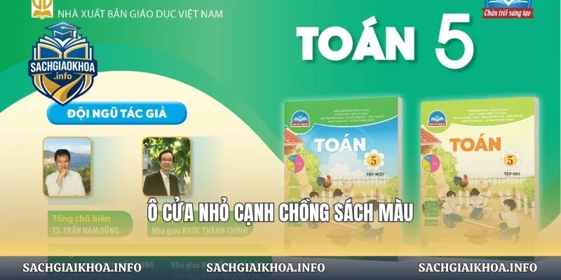 Ô cửa nhỏ cạnh chồng sách màu
